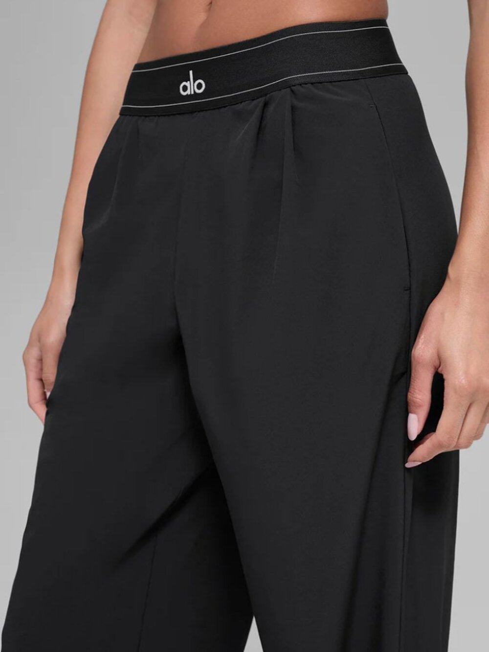 NWT💟ALO Yoga Black Straight Leg Pants,Casual Style Suit Up Trouser (Regular) 👖 - Picture 2 of 9